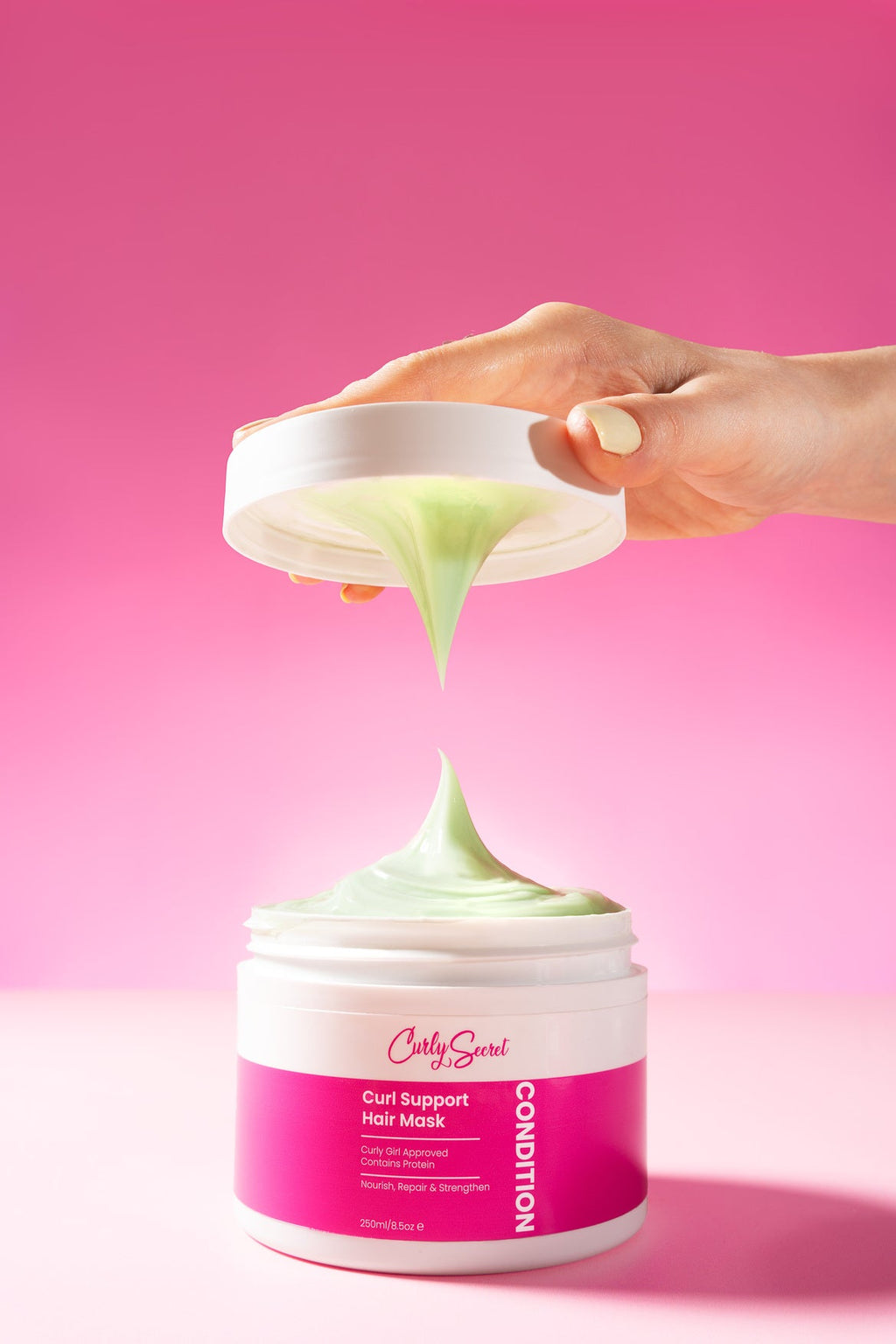 Masque capillaire pour le maintien des boucles