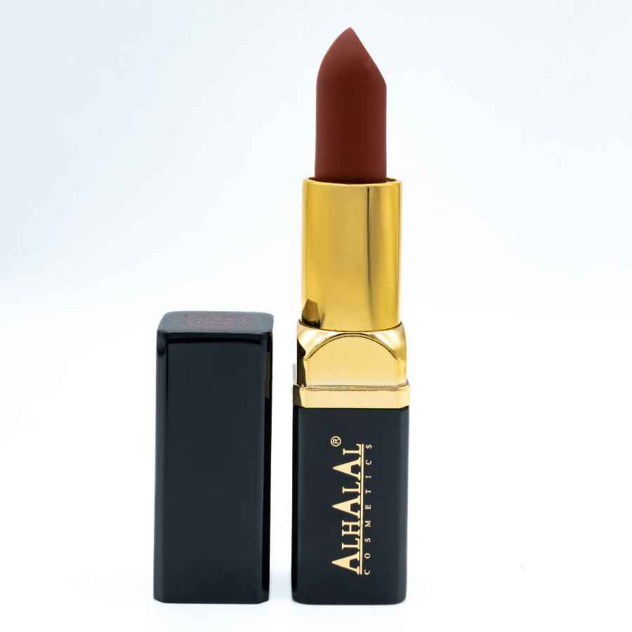 Rouge à lèvres velours Alhalal Cosmetics dans une teinte brun orangé avec un étui doré et noir