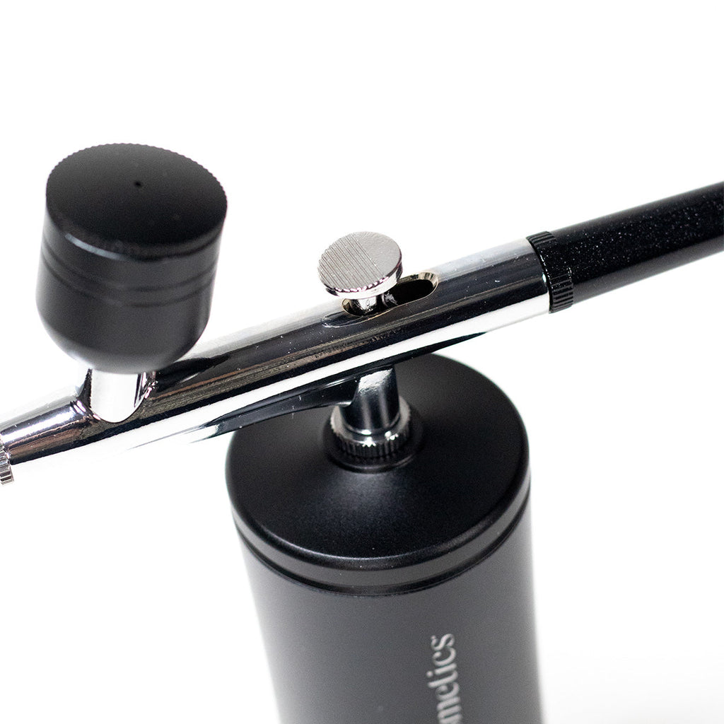 Machine à sourcils pour aérographe